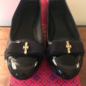 Tory Burch Trudy Smoking Slippers soft patent